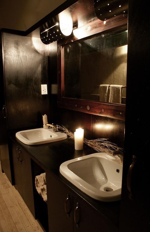 Moon Mountain Lodge Constantia Δωμάτιο φωτογραφία